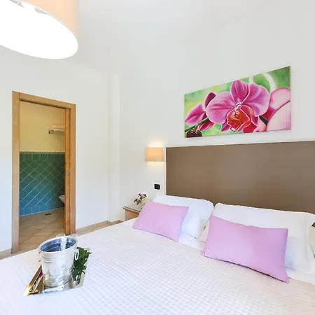 Bed & Breakfast Relais Francesca 3*