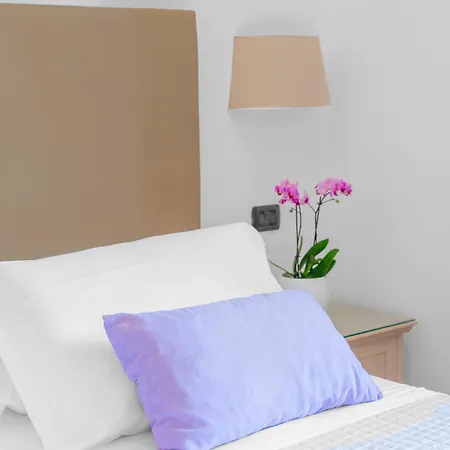 Relais Francesca Bed & Breakfast 3*