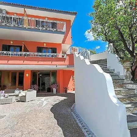 Relais Francesca Nocleg ze śniadaniem 3*
