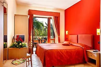 Relais Francesca Bed & Breakfast 2*